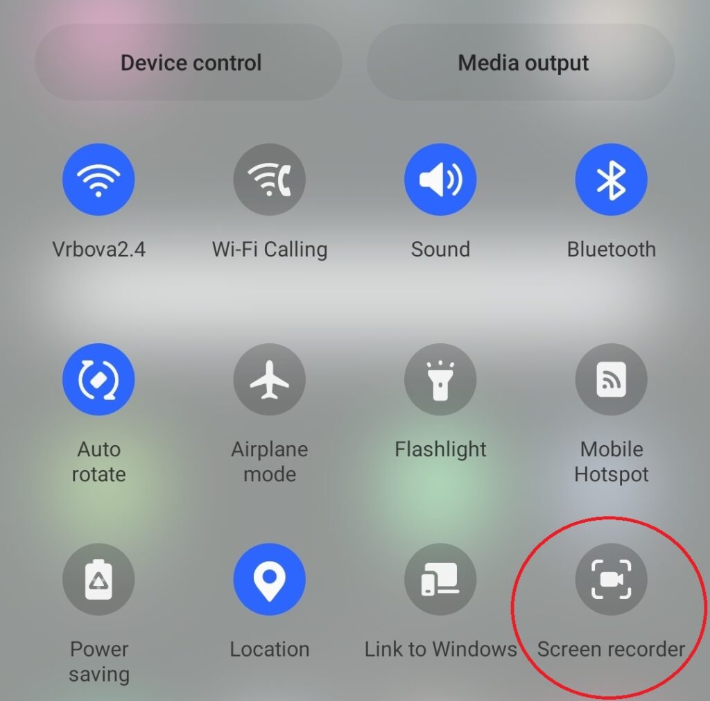Smartphone quick settings panel highlighting the screen recorder feature.