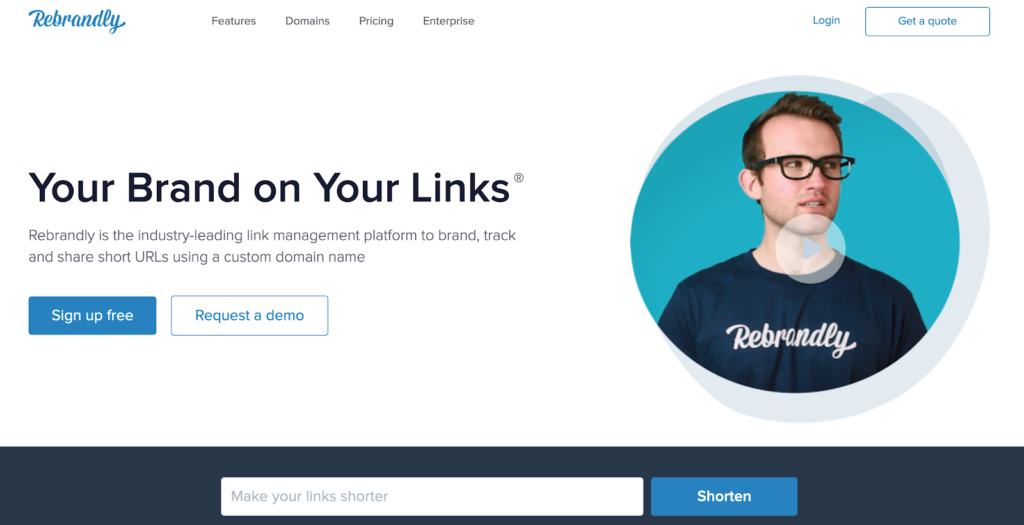 Young man in glasses and a branded t-shirt next to promotional text for a link management platform.