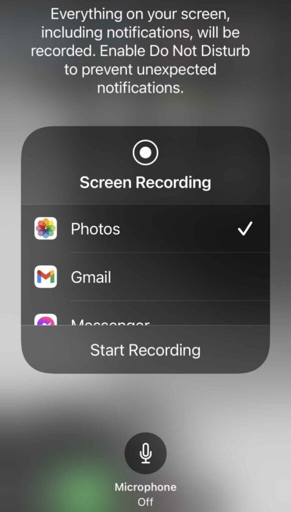 Smartphone screen showing the screen recording interface with options for starting a recording, including microphone settings.